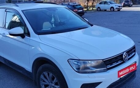 Volkswagen Tiguan II, 2018 год, 2 150 000 рублей, 2 фотография