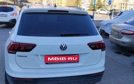 Volkswagen Tiguan II, 2018 год, 2 150 000 рублей, 6 фотография