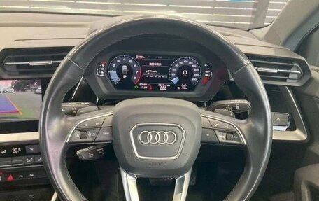 Audi A3, 2022 год, 1 300 000 рублей, 5 фотография