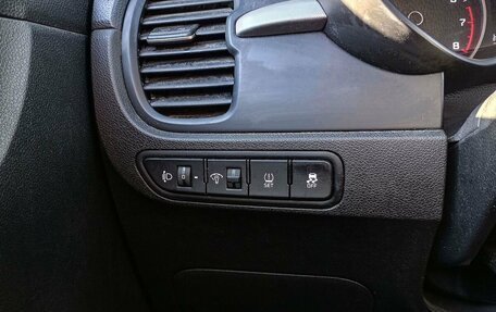KIA Rio IV, 2018 год, 1 475 000 рублей, 9 фотография