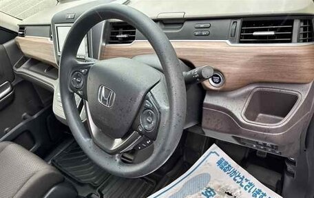 Honda Freed II, 2022 год, 1 350 015 рублей, 6 фотография