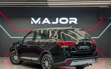 Mitsubishi Outlander III рестайлинг 3, 2020 год, 1 950 000 рублей, 22 фотография