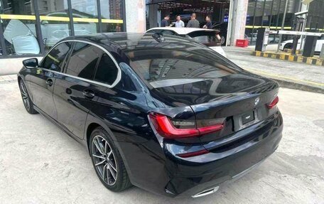 BMW 3 серия, 2022 год, 3 250 000 рублей, 4 фотография