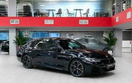 BMW 5 серия, 2020 год, 6 095 000 рублей, 3 фотография