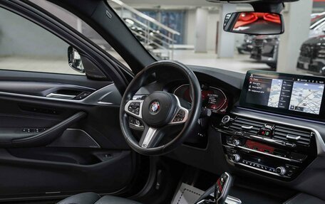 BMW 5 серия, 2020 год, 6 095 000 рублей, 14 фотография