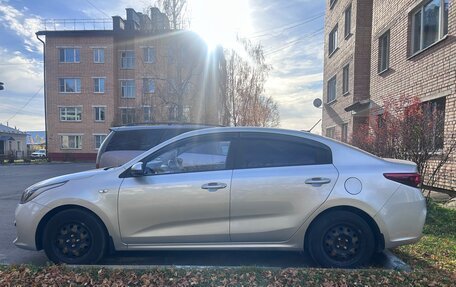 KIA Rio IV, 2017 год, 1 250 000 рублей, 4 фотография
