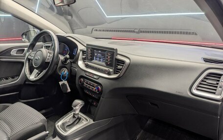 KIA cee'd III, 2020 год, 1 900 000 рублей, 16 фотография