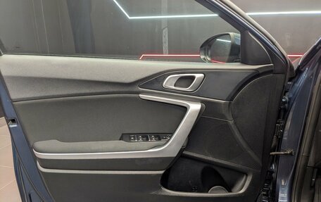 KIA cee'd III, 2020 год, 1 900 000 рублей, 10 фотография