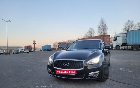 Infiniti Q70 I, 2015 год, 2 100 000 рублей, 3 фотография