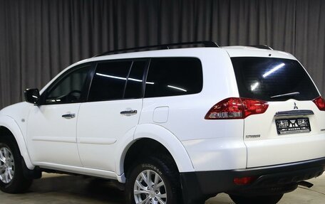 Mitsubishi Pajero Sport II рестайлинг, 2015 год, 1 699 000 рублей, 4 фотография
