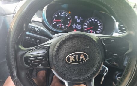 KIA Rio IV, 2018 год, 550 000 рублей, 2 фотография