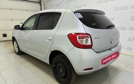 Renault Sandero II рестайлинг, 2015 год, 650 000 рублей, 6 фотография