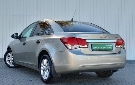 Chevrolet Cruze II, 2011 год, 699 000 рублей, 3 фотография