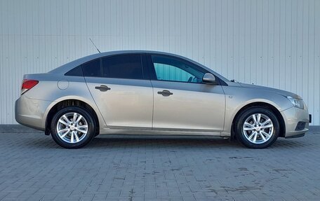 Chevrolet Cruze II, 2011 год, 699 000 рублей, 8 фотография