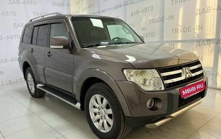 Mitsubishi Pajero IV рестайлинг 2, 2011 год, 1 899 000 рублей, 3 фотография