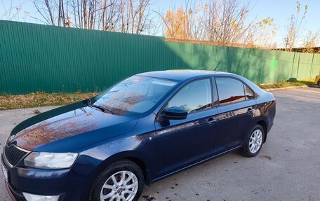Skoda Rapid I, 2015 год, 720 000 рублей, 2 фотография