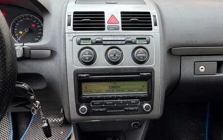 Volkswagen Touran III, 2008 год, 530 000 рублей, 10 фотография