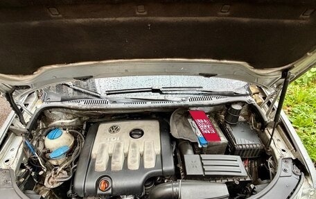Volkswagen Touran III, 2008 год, 530 000 рублей, 8 фотография
