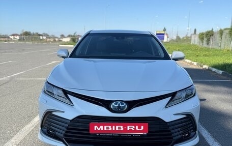 Toyota Camry, 2022 год, 2 990 000 рублей, 5 фотография