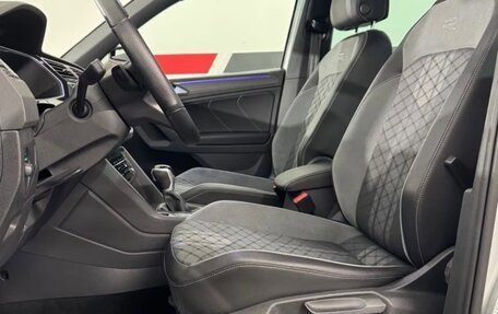 Volkswagen Tiguan II, 2023 год, 3 150 000 рублей, 7 фотография