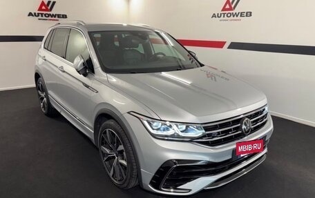 Volkswagen Tiguan II, 2023 год, 3 150 000 рублей, 3 фотография
