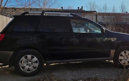 Mitsubishi Outlander III рестайлинг 3, 2006 год, 470 000 рублей, 4 фотография