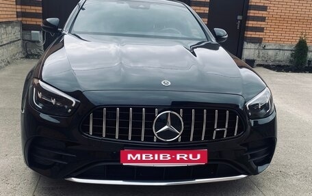 Mercedes-Benz E-Класс, 2021 год, 4 650 000 рублей, 3 фотография
