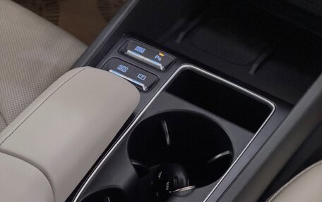 Hyundai Sonata VIII, 2024 год, 2 750 000 рублей, 10 фотография