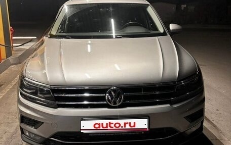 Volkswagen Tiguan II, 2017 год, 2 900 000 рублей, 1 фотография