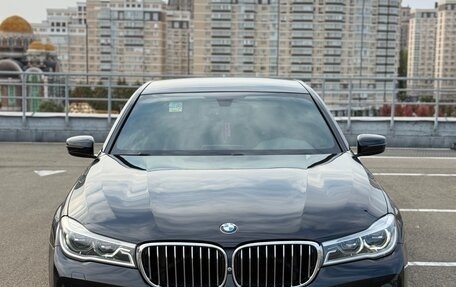 BMW 7 серия, 2017 год, 3 450 000 рублей, 2 фотография