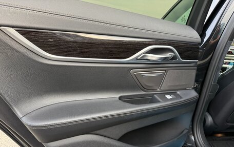 BMW 7 серия, 2017 год, 3 450 000 рублей, 15 фотография