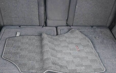 Toyota Wish II, 2005 год, 650 000 рублей, 5 фотография