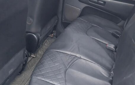 Toyota Wish II, 2005 год, 650 000 рублей, 10 фотография