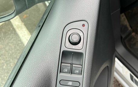 Volkswagen Tiguan I, 2015 год, 1 495 000 рублей, 10 фотография