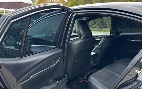 Toyota Camry, 2024 год, 3 350 000 рублей, 17 фотография