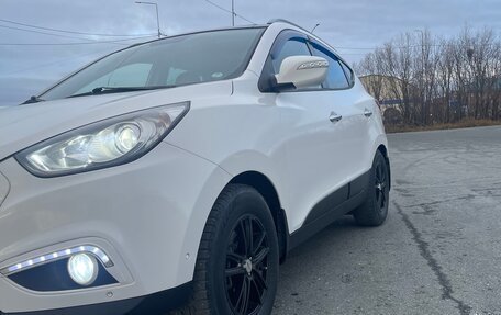 Hyundai ix35 I рестайлинг, 2011 год, 1 150 000 рублей, 2 фотография