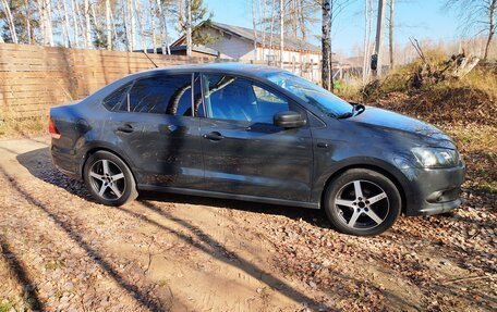 Volkswagen Polo VI (EU Market), 2013 год, 670 000 рублей, 3 фотография