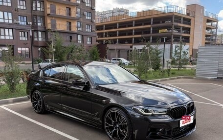 BMW 5 серия, 2018 год, 3 890 000 рублей, 17 фотография