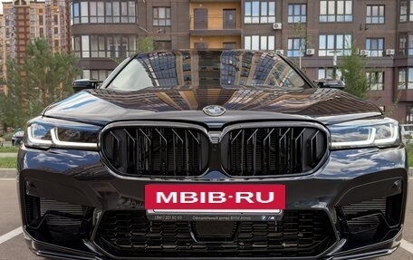 BMW 5 серия, 2018 год, 3 890 000 рублей, 16 фотография