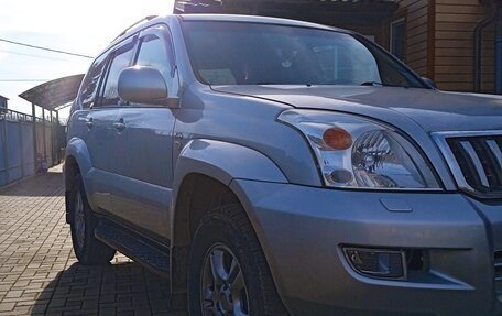 Toyota Land Cruiser Prado 120, 2002 год, 1 529 000 рублей, 29 фотография