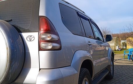 Toyota Land Cruiser Prado 120, 2002 год, 1 529 000 рублей, 28 фотография