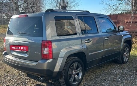 Jeep Liberty (Patriot), 2012 год, 1 100 000 рублей, 3 фотография
