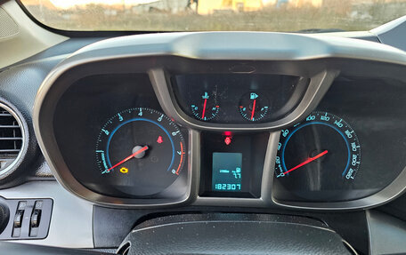 Chevrolet Orlando I, 2014 год, 950 000 рублей, 10 фотография