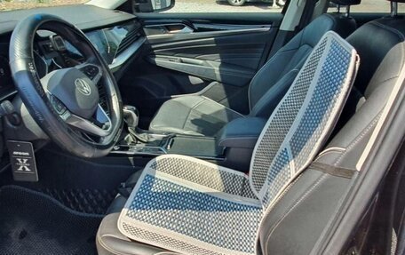Volkswagen Passat B8 рестайлинг, 2022 год, 2 200 000 рублей, 7 фотография