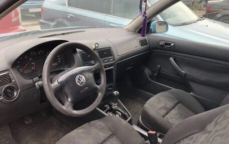 Volkswagen Golf IV, 1999 год, 120 000 рублей, 2 фотография