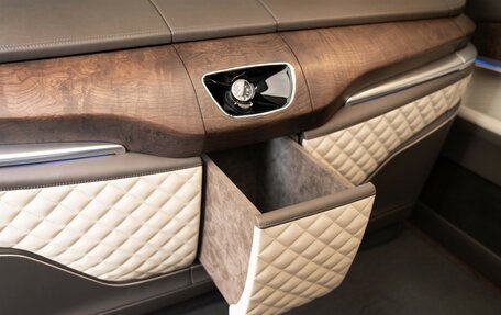 Mercedes-Benz V-Класс, 2021 год, 18 000 000 рублей, 4 фотография