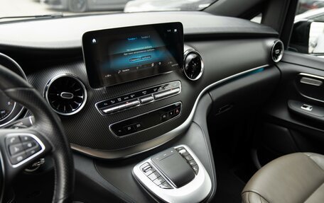 Mercedes-Benz V-Класс, 2021 год, 18 000 000 рублей, 20 фотография
