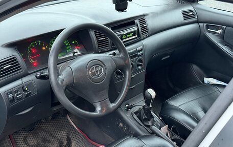Toyota Corolla, 2004 год, 310 000 рублей, 8 фотография