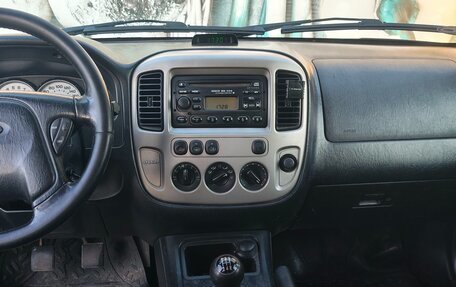 Ford Maverick, 2006 год, 590 000 рублей, 16 фотография
