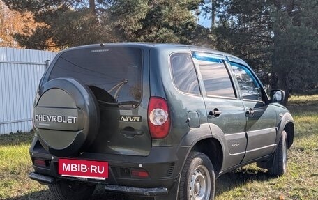 Chevrolet Niva I рестайлинг, 2012 год, 550 000 рублей, 4 фотография